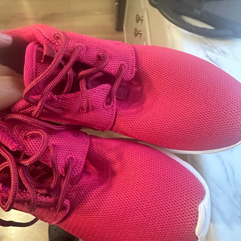 Nike roshe, never been worn. No box